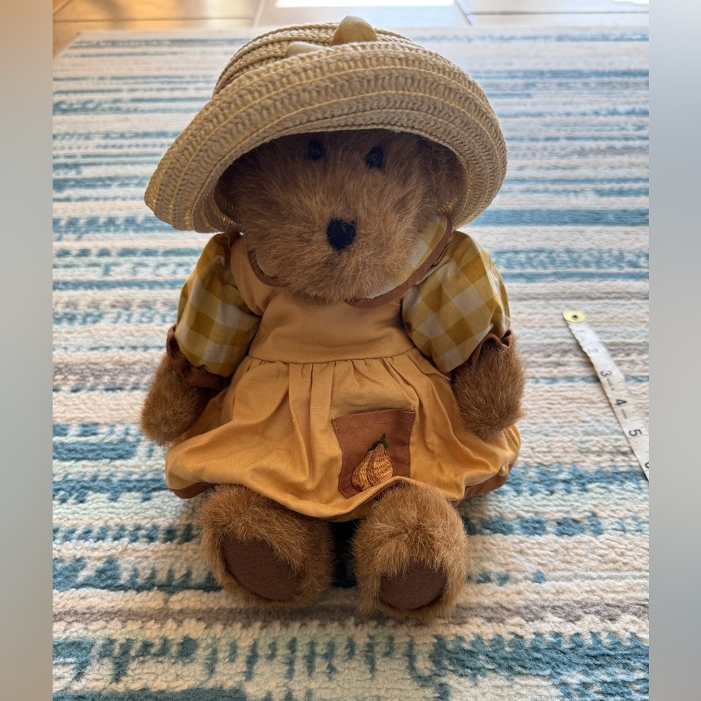 Boyds Bears Plush with Dress and detail Hat. Charming for collection or decor - Picture 3 of 6